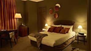 Premium bedding, in-room safe, individually decorated, desk