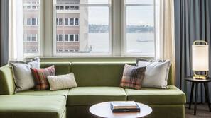 Frette Italian sheets, premium bedding, down comforters, pillowtop beds