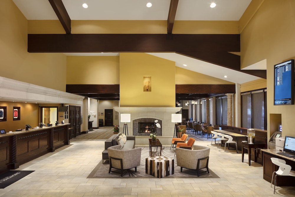 DoubleTree by Hilton Ontario Airport