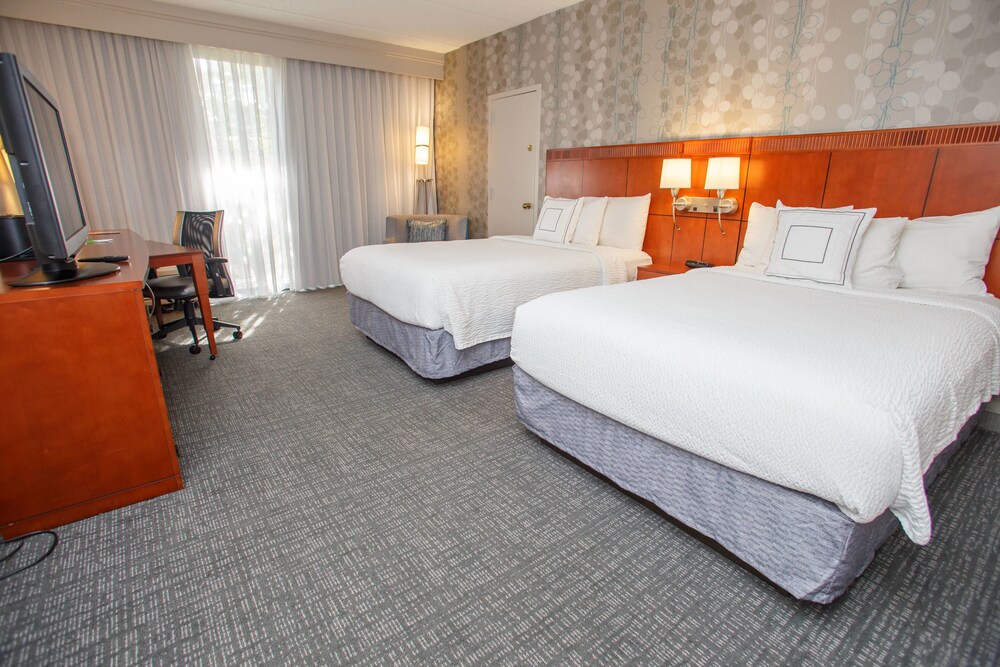 Courtyard by Marriott Atlanta Northlake