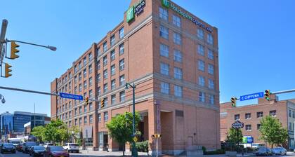 Holiday Inn Express & Suites Buffalo Downtown - Medical CTR, an IHG Hotel