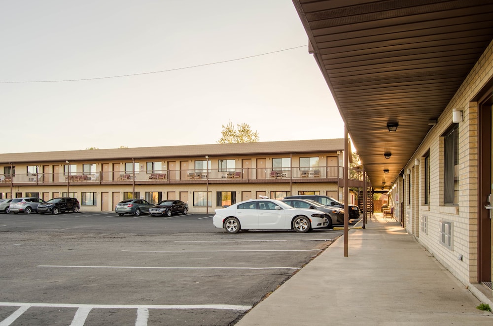 Parking, Days Inn by Wyndham Panguitch