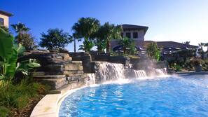 7 piscines extérieures, tentes de plage, parasols de plage