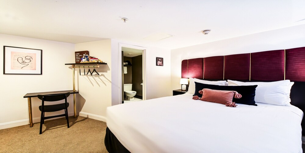 Photo - Dupont Circle Embassy Inn by FOUND