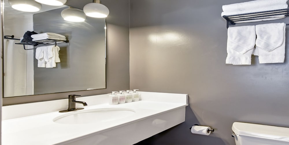 Photo - Dupont Circle Embassy Inn by FOUND