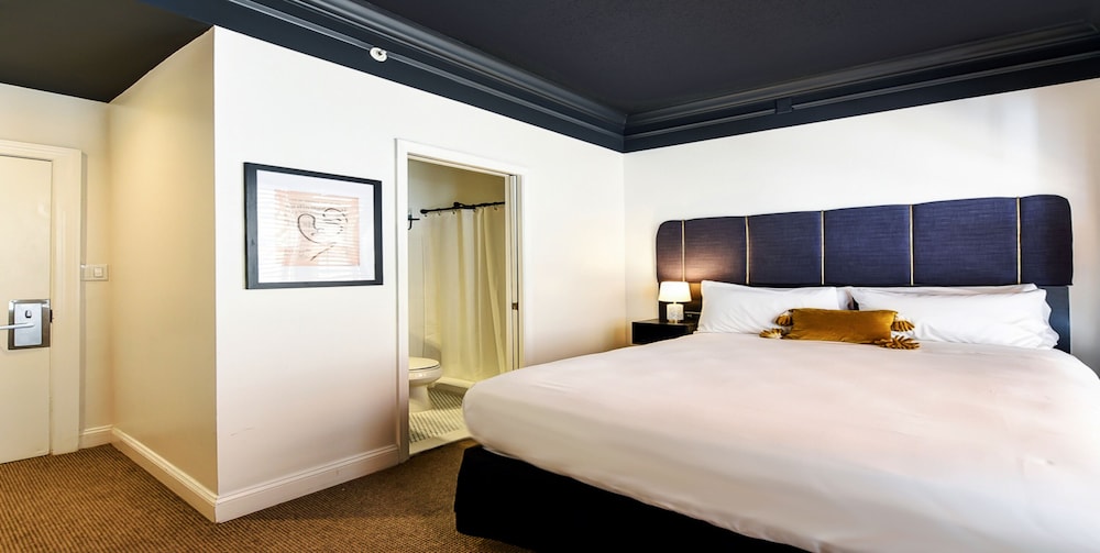 Photo - Dupont Circle Embassy Inn by FOUND