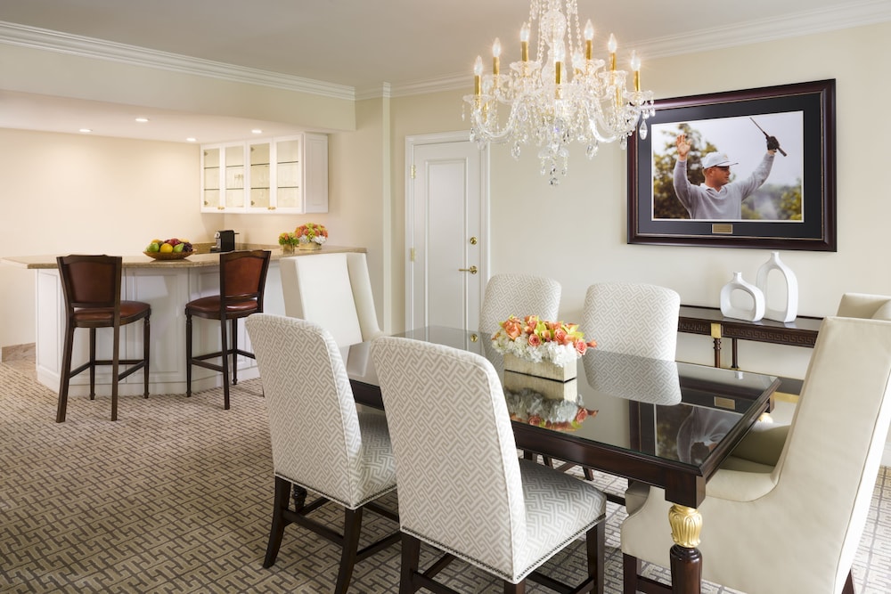 In-room dining, Trump National Doral Miami