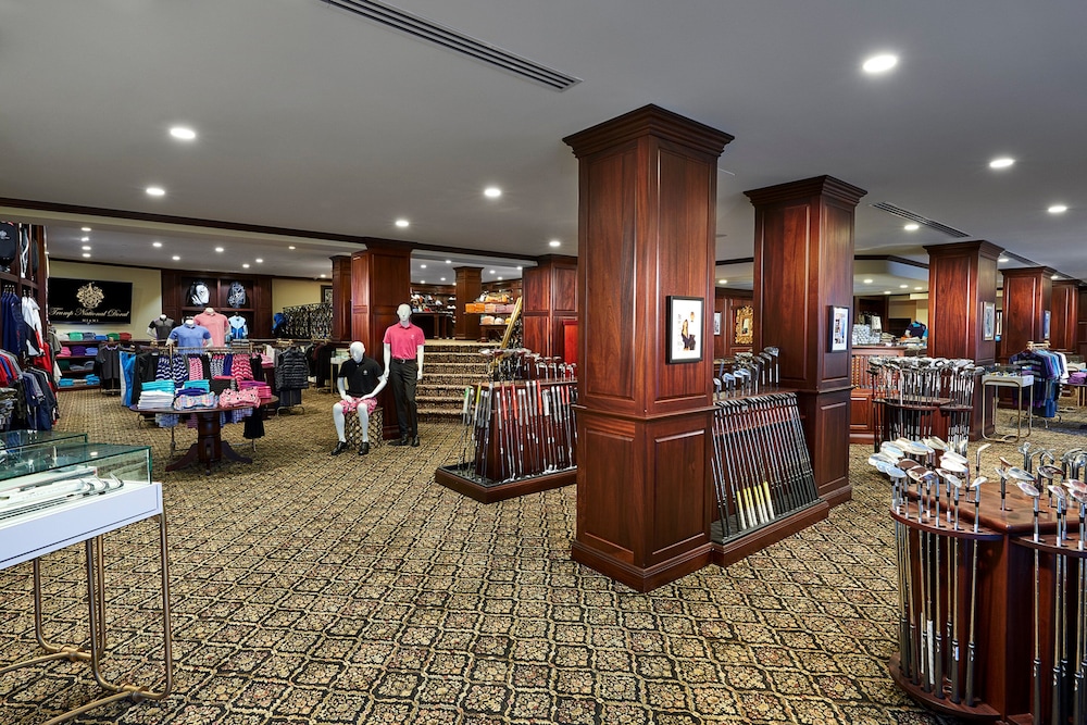 Pro shop, Trump National Doral Miami