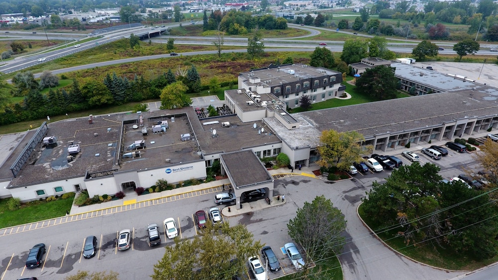 Front of property, Best Western Brantford Hotel & Conference Centre