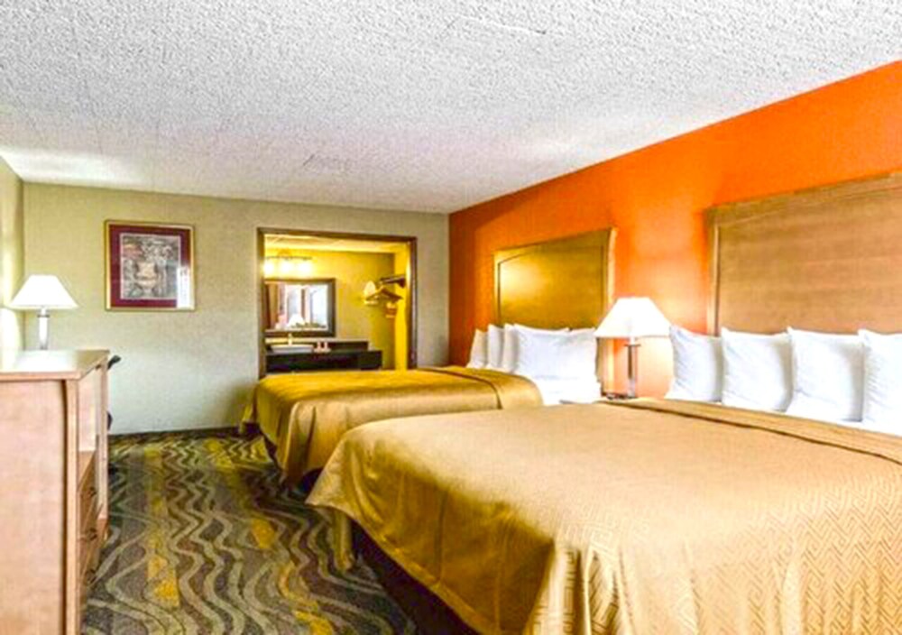 13 Best PetFriendly Hotels In Salina, Kansas Updated 2024 Trip101