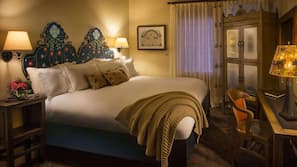 Premium bedding, pillowtop beds, in-room safe, desk