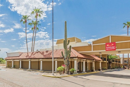 40 Mesa Hotels With A Jacuzzi Or Hot Tub In Room Travelocity