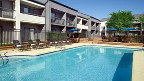 Seasonal outdoor pool