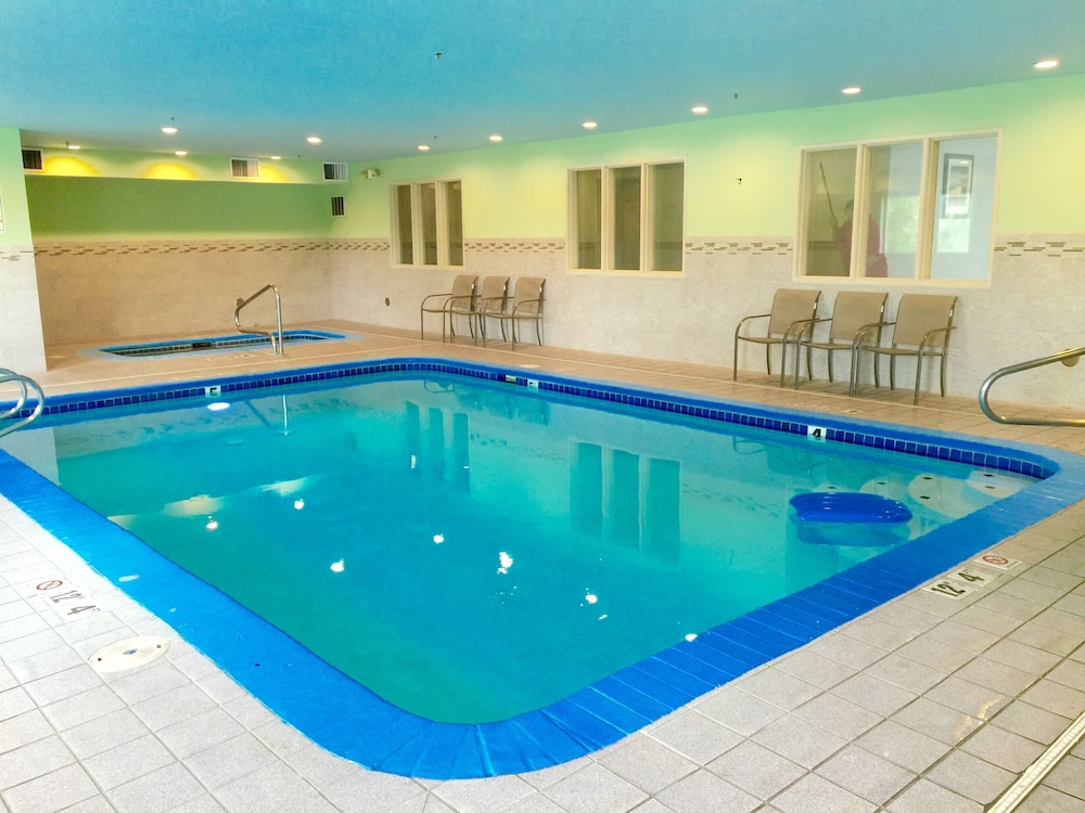 Indoor pool, Ramada by Wyndham Coeur d'Alene