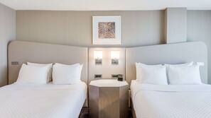 Premium bedding, in-room safe, desk, blackout drapes