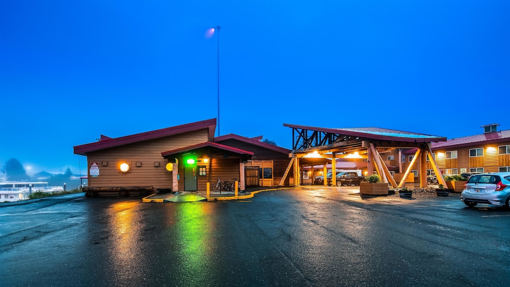 Best Western Valdez Harbor Inn