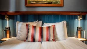 Luxe beddengoed, donzen dekbedden, een kluis op de kamer