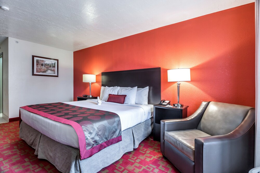 Ramada by Wyndham Salt Lake City Airport Hotel