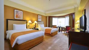 Premium bedding, minibar, in-room safe, laptop workspace
