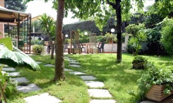 Jardines del establecimiento