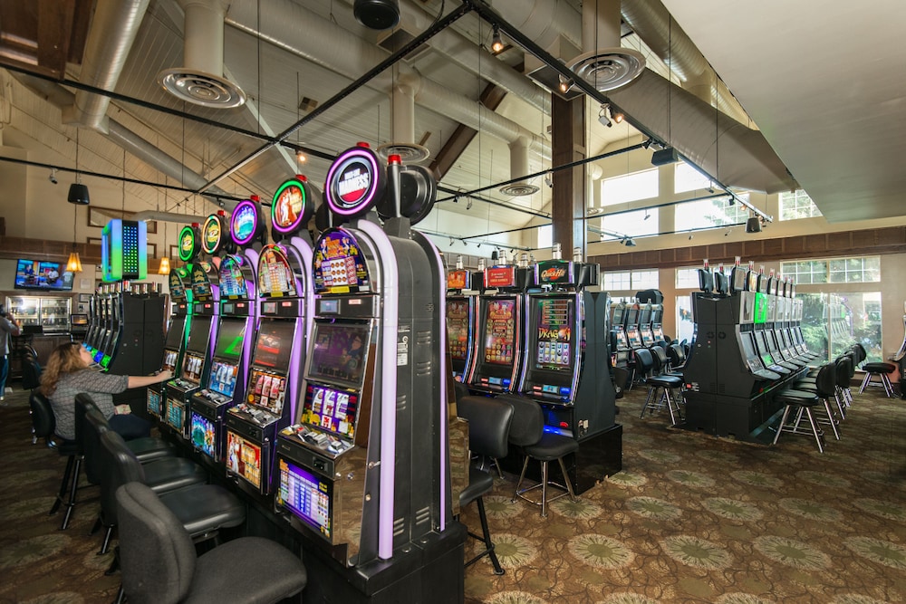 Kwataqnuk casino