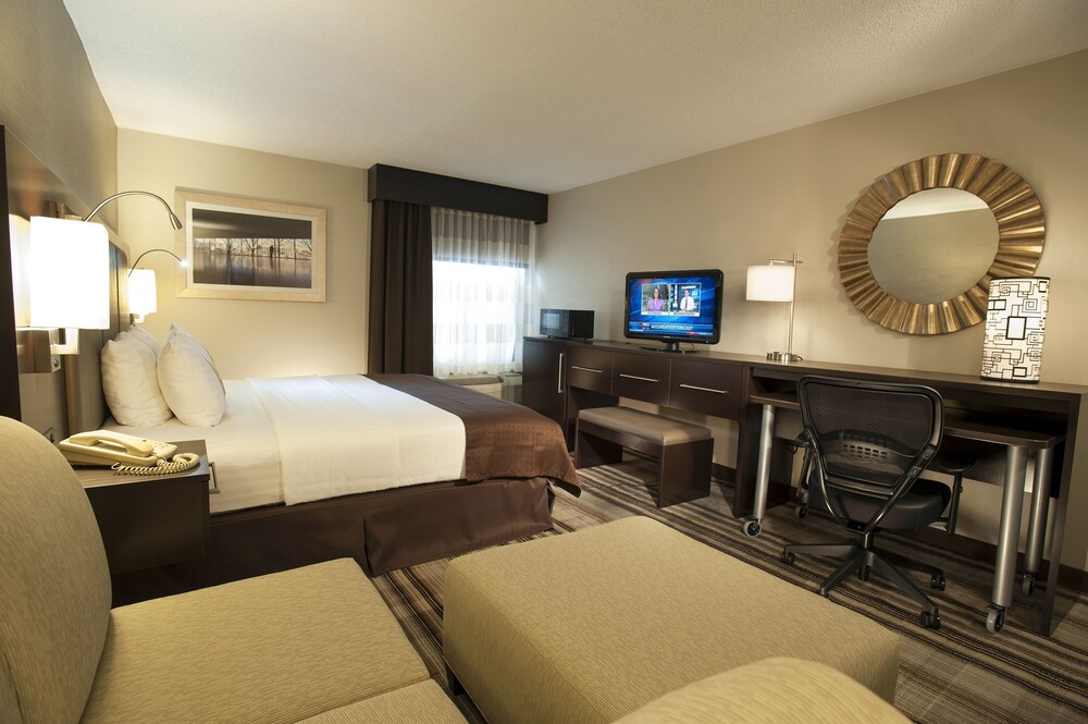 Holiday Inn Gaithersburg, an IHG Hotel