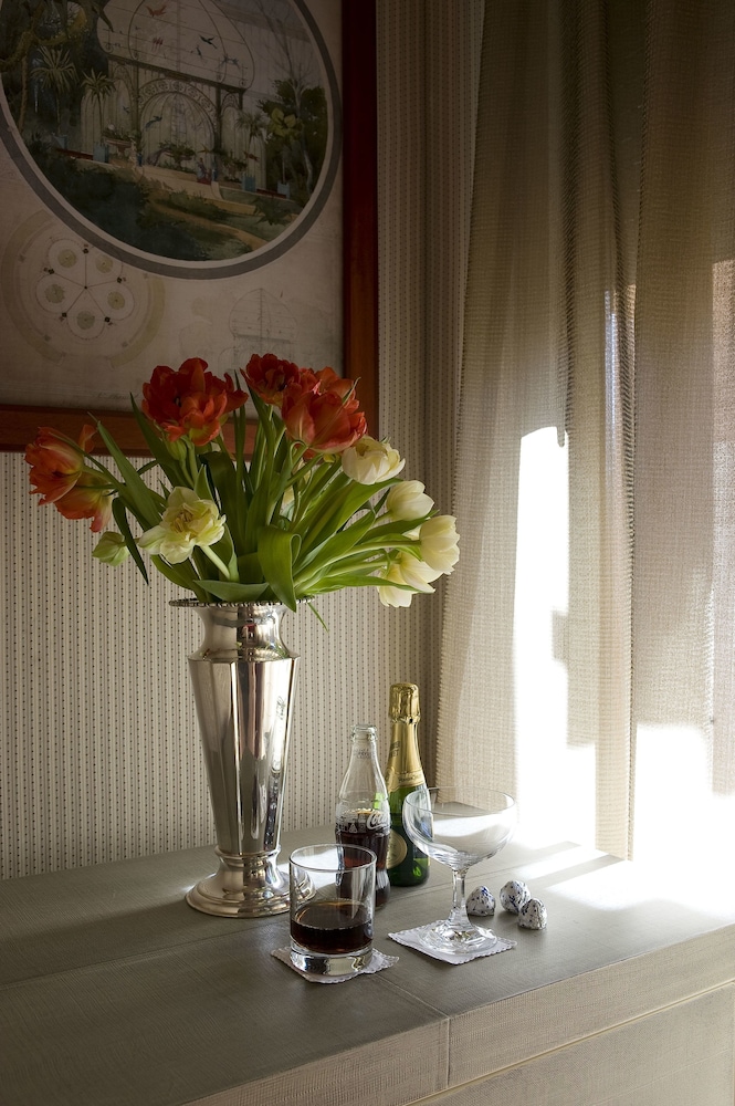 Minibar