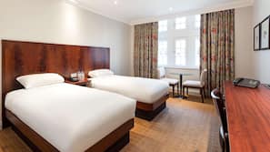 Premium bedding, in-room safe, desk, iron/ironing board