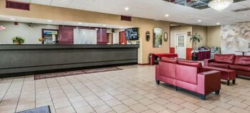 Red Carpet Inn Hazleton Milnesville 86 Room Prices Reviews Travelocity