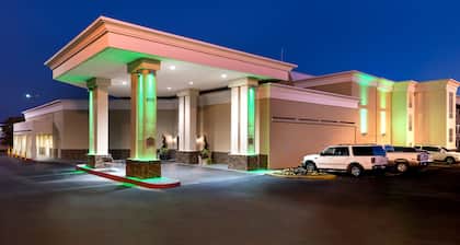 Holiday Inn Hotel & Suites Oklahoma City North, an IHG Hotel