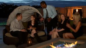 Outdoor pool, pool cabanas (surcharge), pool umbrellas