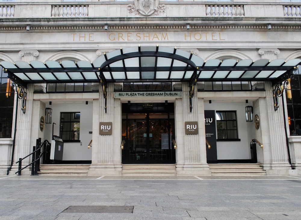 Front of property, Hotel Riu Plaza The Gresham Dublin