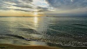 Beach nearby, scuba diving, sailing, motor boating