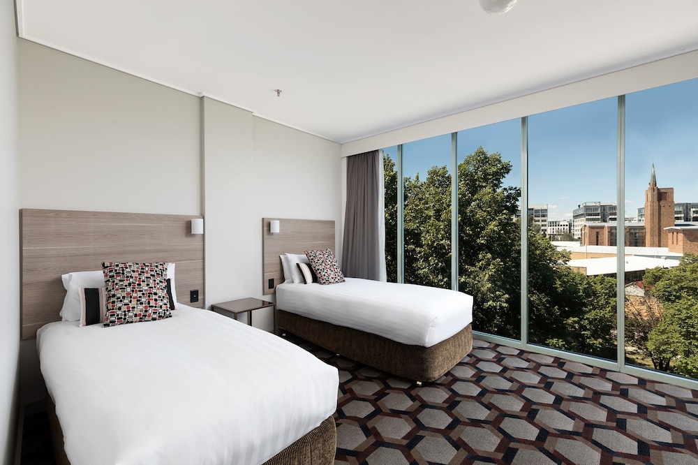 Garden view, Rydges Canberra