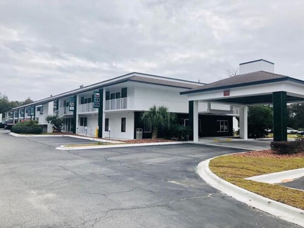 Quality Inn At Eglin AFB in Niceville Best Rates & Deals on Orbitz