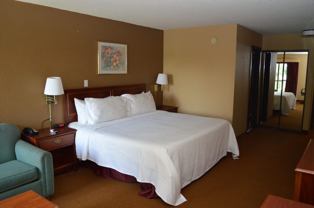 Ontario Airport Inn