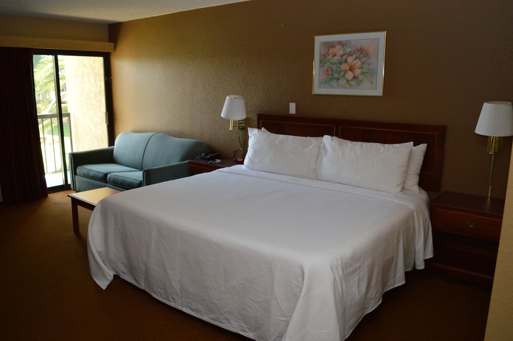 Ontario Airport Inn