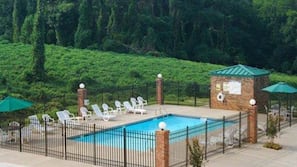 Seasonal outdoor pool
