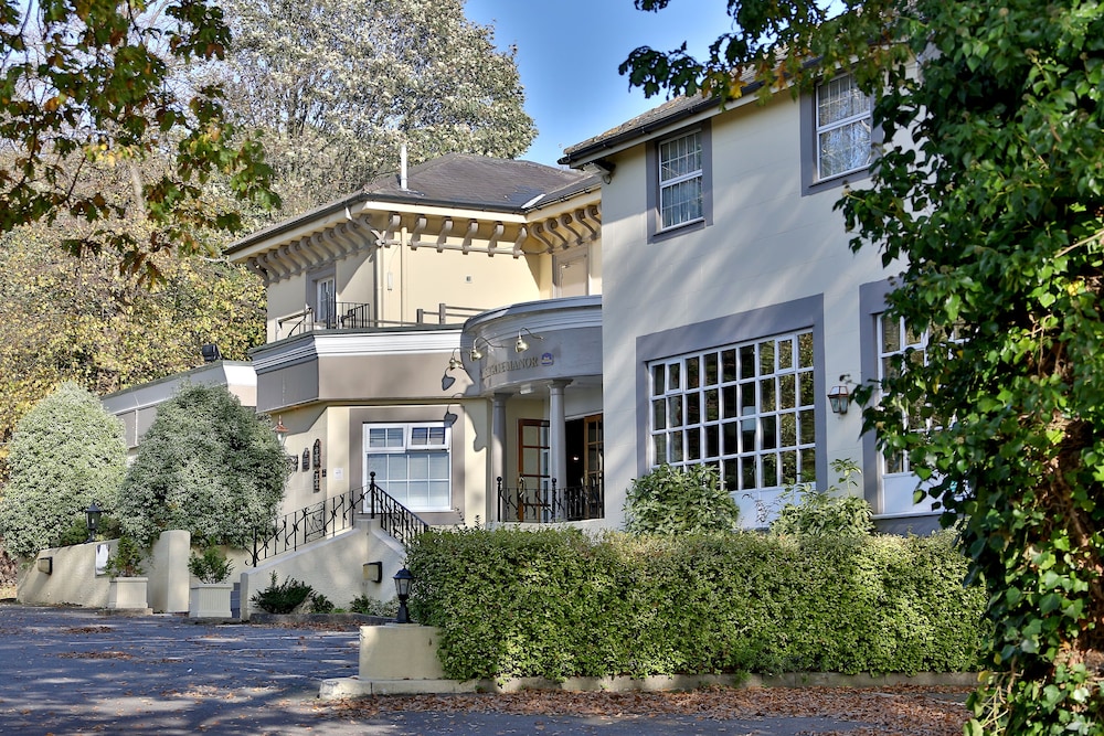Reigate Manor 2019 Pictures Reviews S Deals