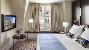 Premium bedding, minibar, in-room safe, desk