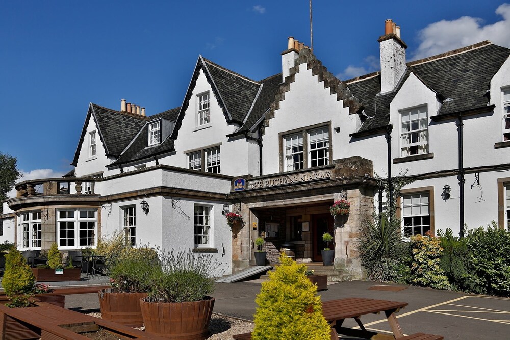 Exterior, Buchanan Arms Hotel