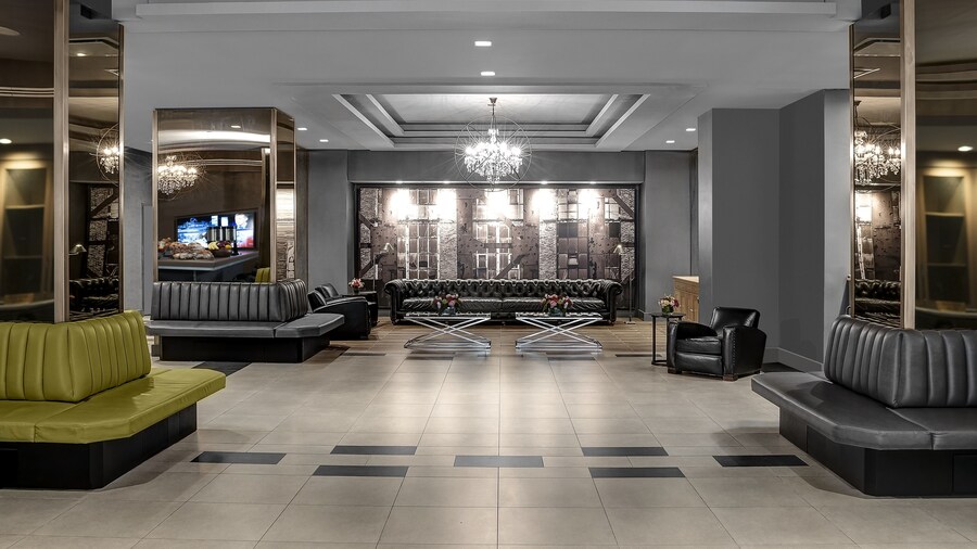 The Manhattan at Times Square Hotel