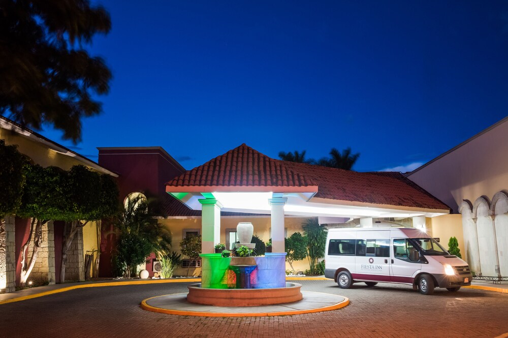 Exterior, Fiesta Inn Oaxaca