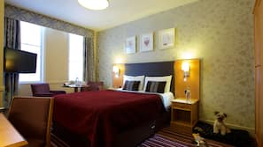 Desk, iron/ironing board, free WiFi, linens