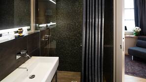 In-room safe, individually furnished, desk, blackout curtains