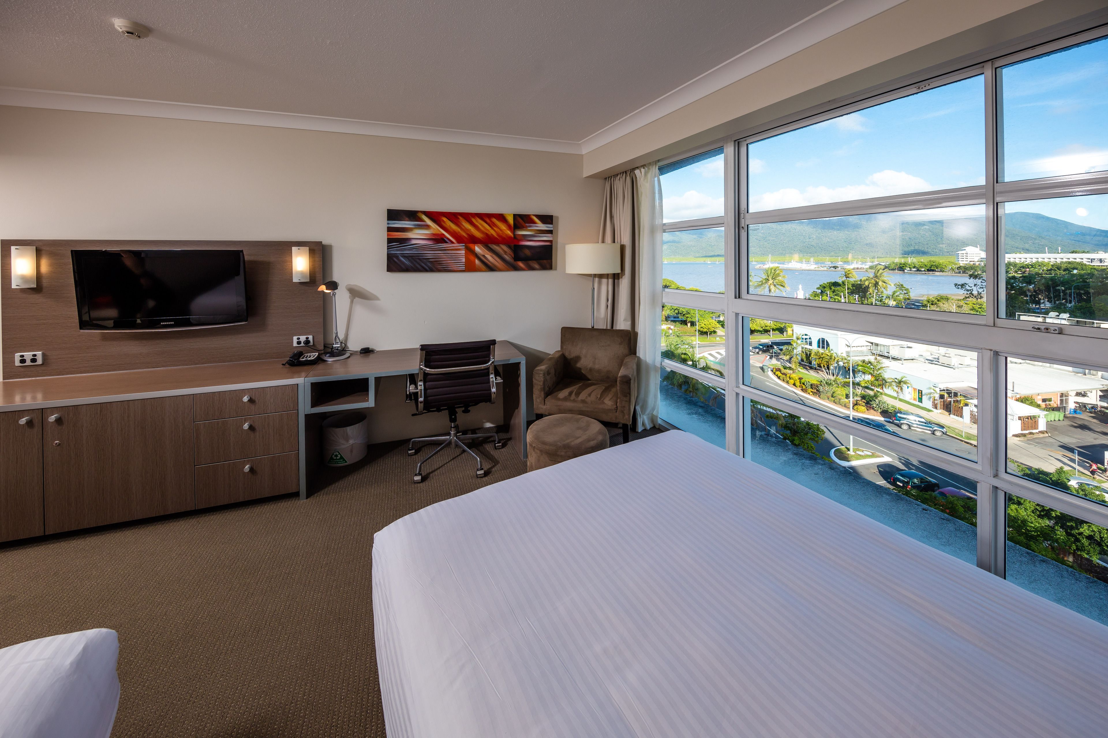 DoubleTree by Hilton Hotel Cairns