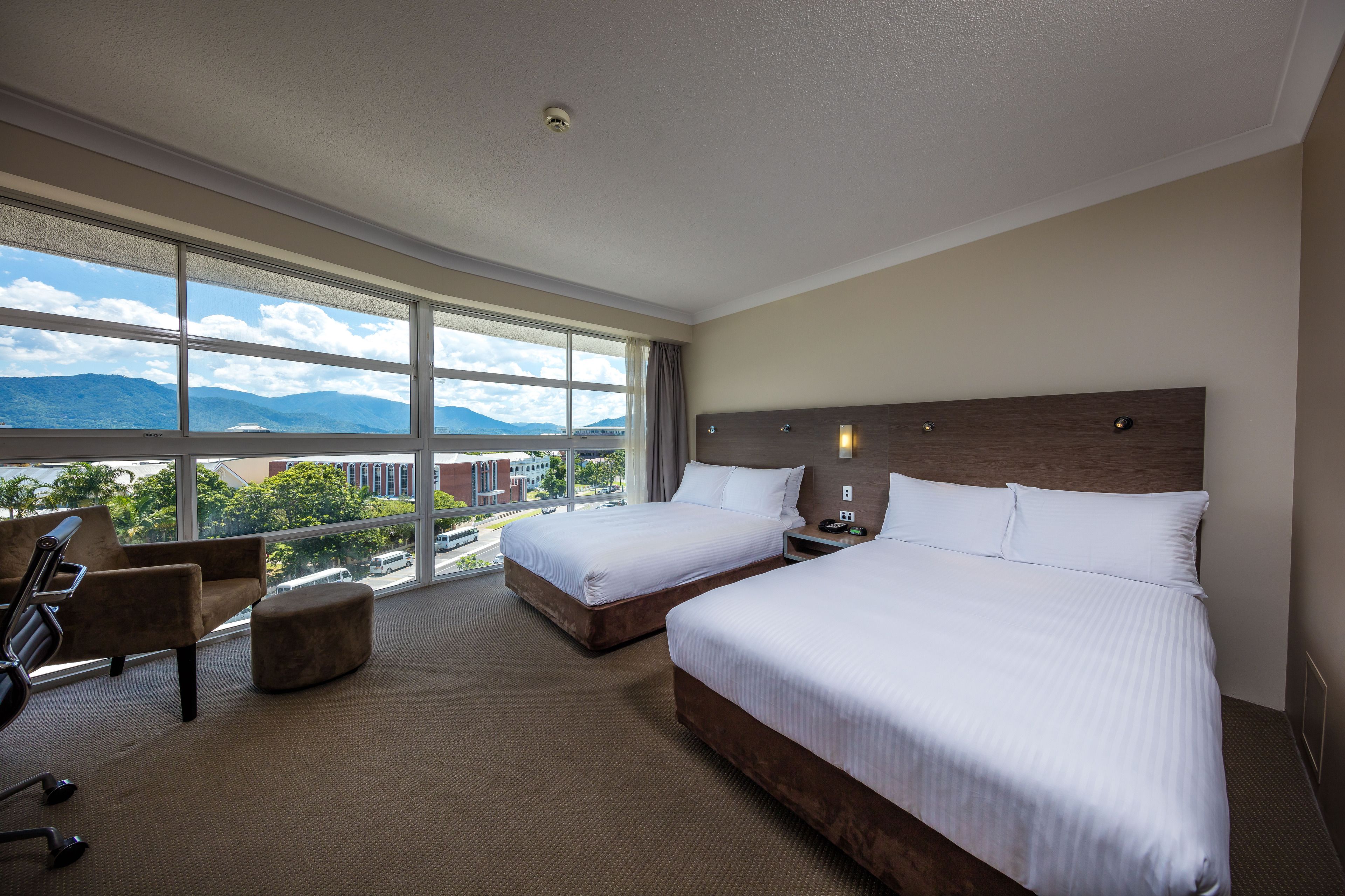 DoubleTree by Hilton Hotel Cairns