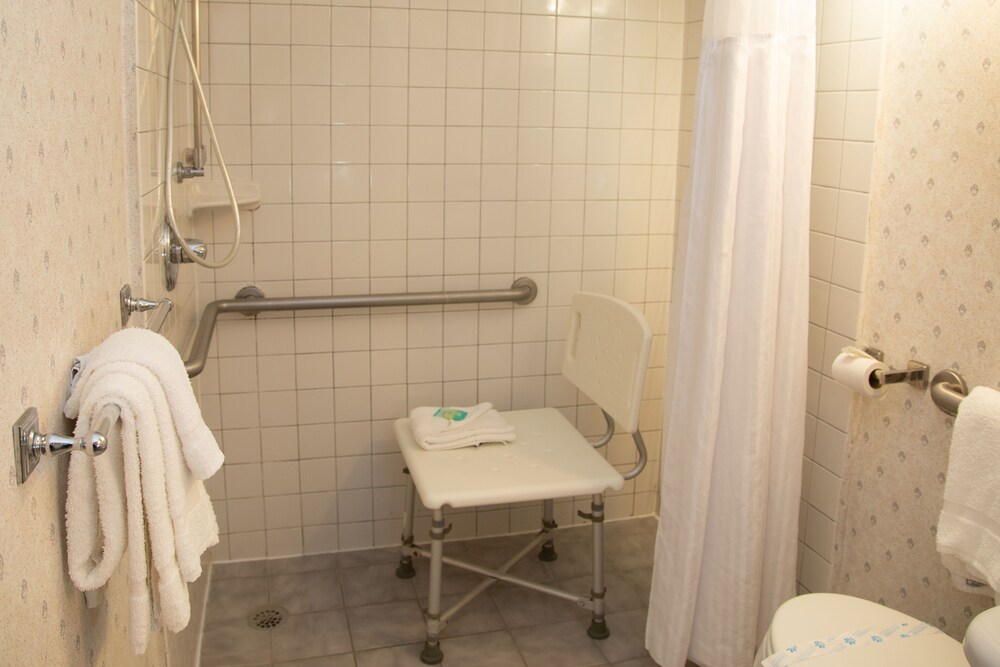 Bathroom, Hotel Pentagon