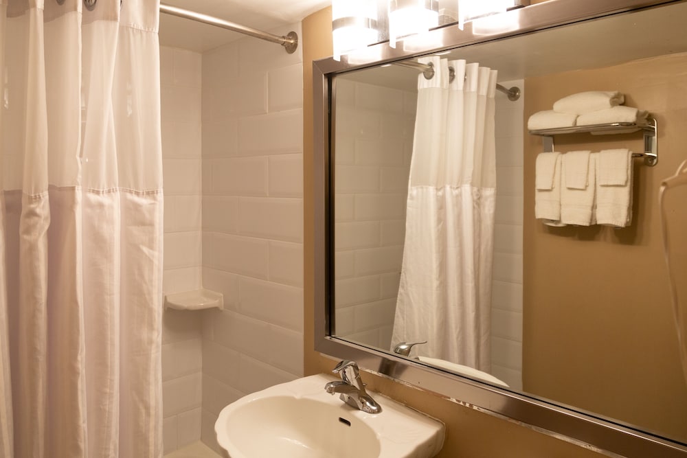 Bathroom, Hotel Pentagon