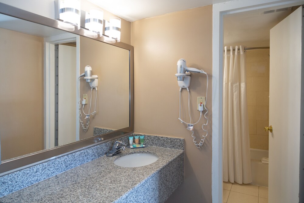 Bathroom, Hotel Pentagon